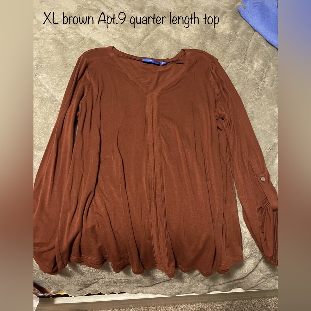 Quarter length brown top